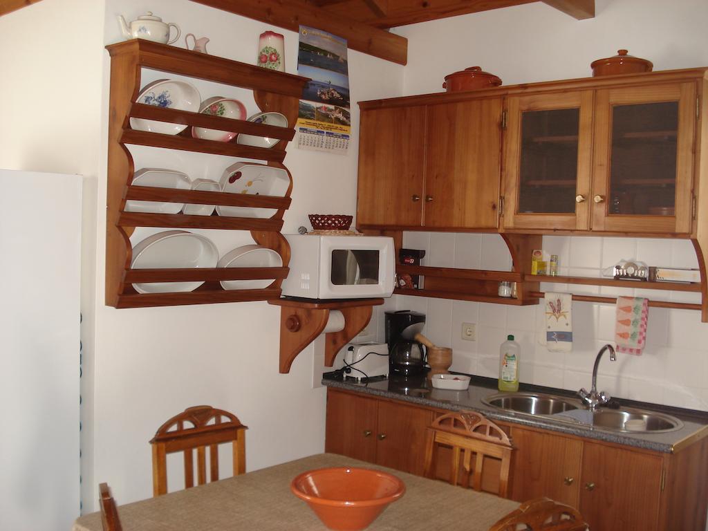 Casa Do Avo Faidoca Villa Calheta de Nesquim Стая снимка